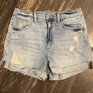 Sneak Peek Shorts